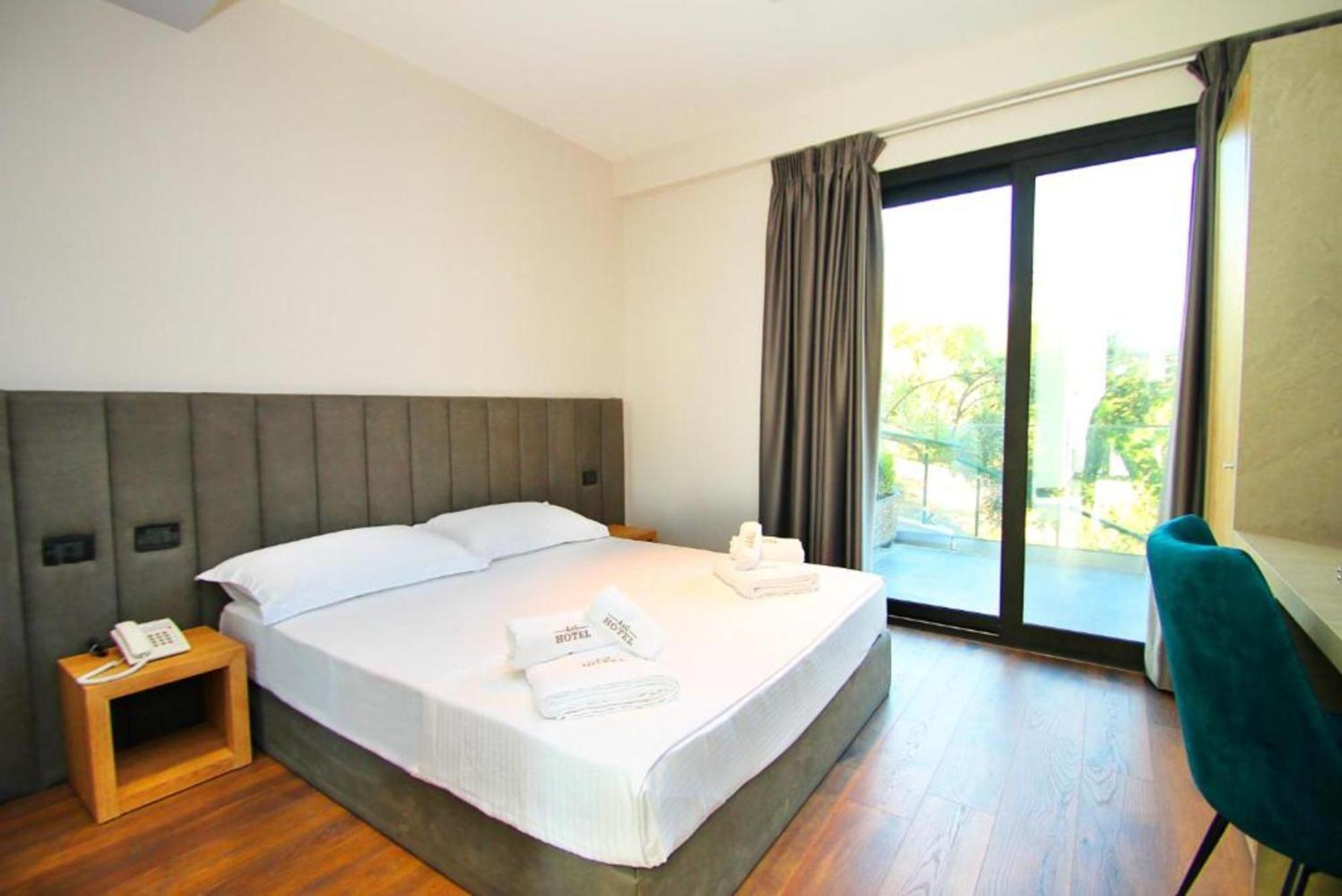 A&g Hotel Radhimë